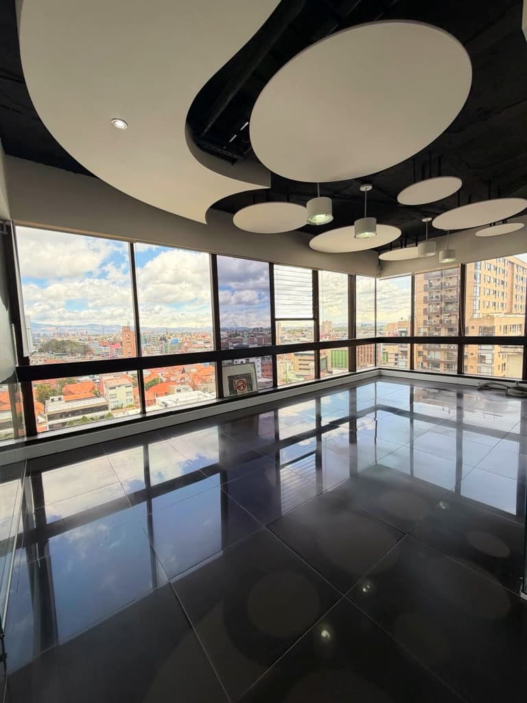 Oficina en Quinta Camacho, Bogotá — foto 18