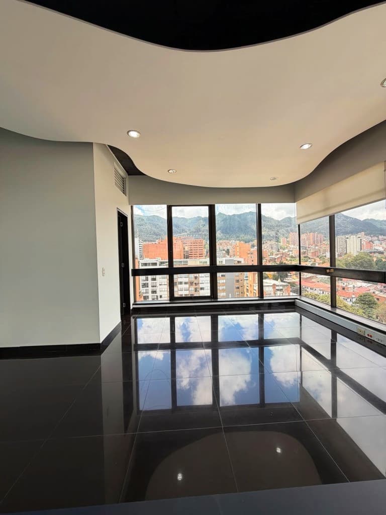 Oficina en Quinta Camacho, Bogotá — foto 19